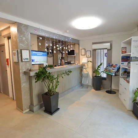 Hotell La Rotonde 3*
