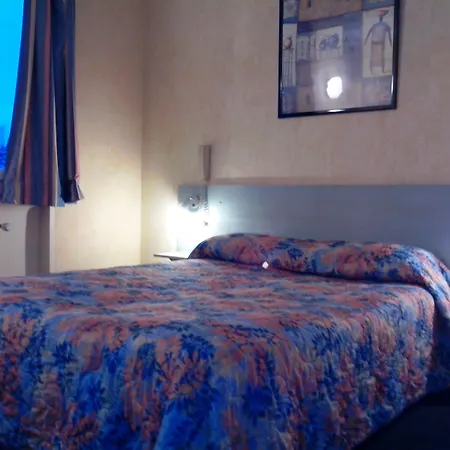 Hotell La Rotonde La Ciotat