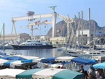 Отель La Rotonde